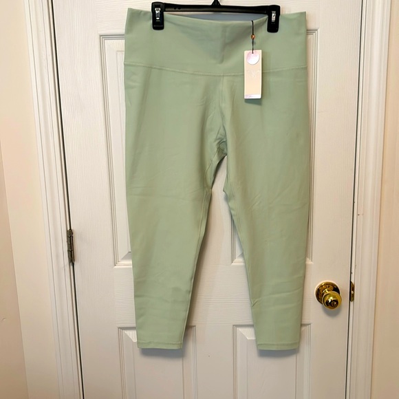Calia NWT Women’s Hi-Rise Core Essentials 7/8 leggings Size XXL - Fresh Sage - Picture 2 of 9